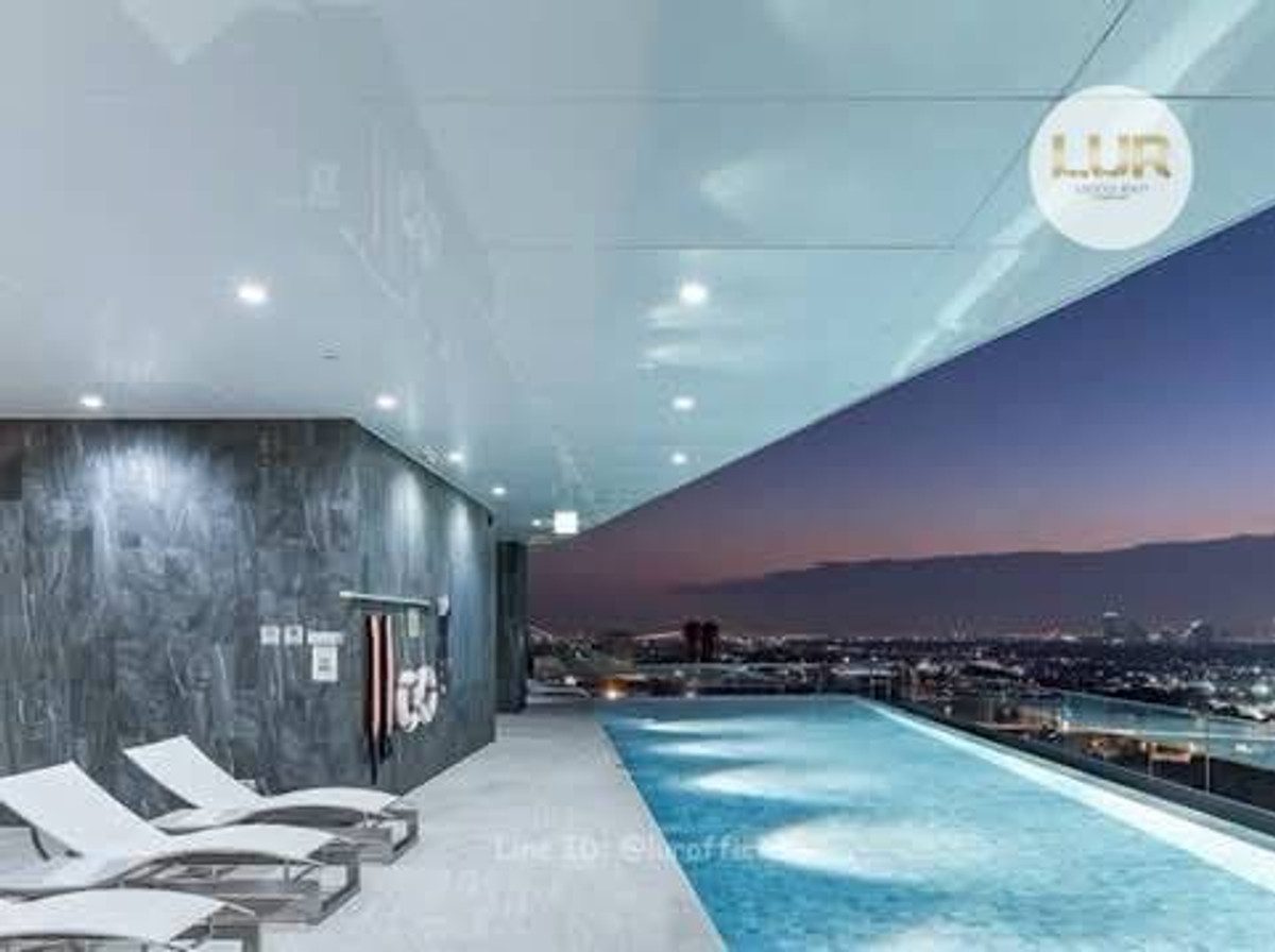 For RentCondoOnnut, Udomsuk : Condo for rent Ideo Mobi Sukhumvit 66, next to BTS Udomsuk, 2 bedrooms, 2 bathrooms, 3 parking spaces.