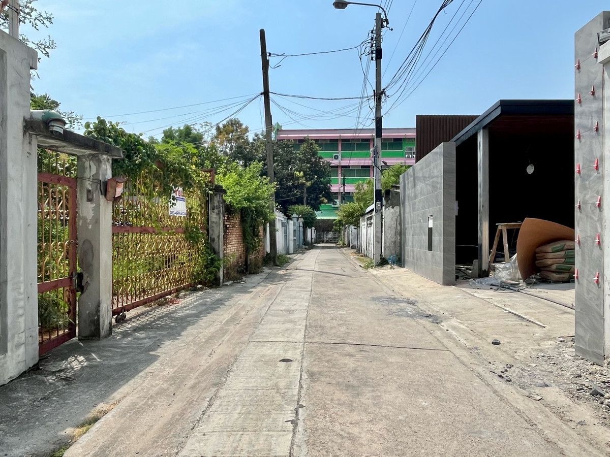 ขายโกดังเอกชัย บางบอน : ขายที่ดินพร้อมบ้าน 68วา. ซอยเอกชัย41 กำนันแม้น กัลปพฤกษ์ ตรงข้ามศาลแพ่งธนบุรี เข้าซอย 100เมตร