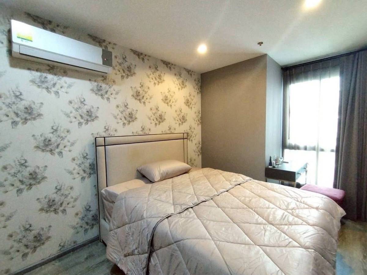 For RentCondoPinklao, Charansanitwong : @condocurator 📍 For rent IDEO Mobi Charan - Interchange, there is a washing machine. Ready to move in [PM2000]