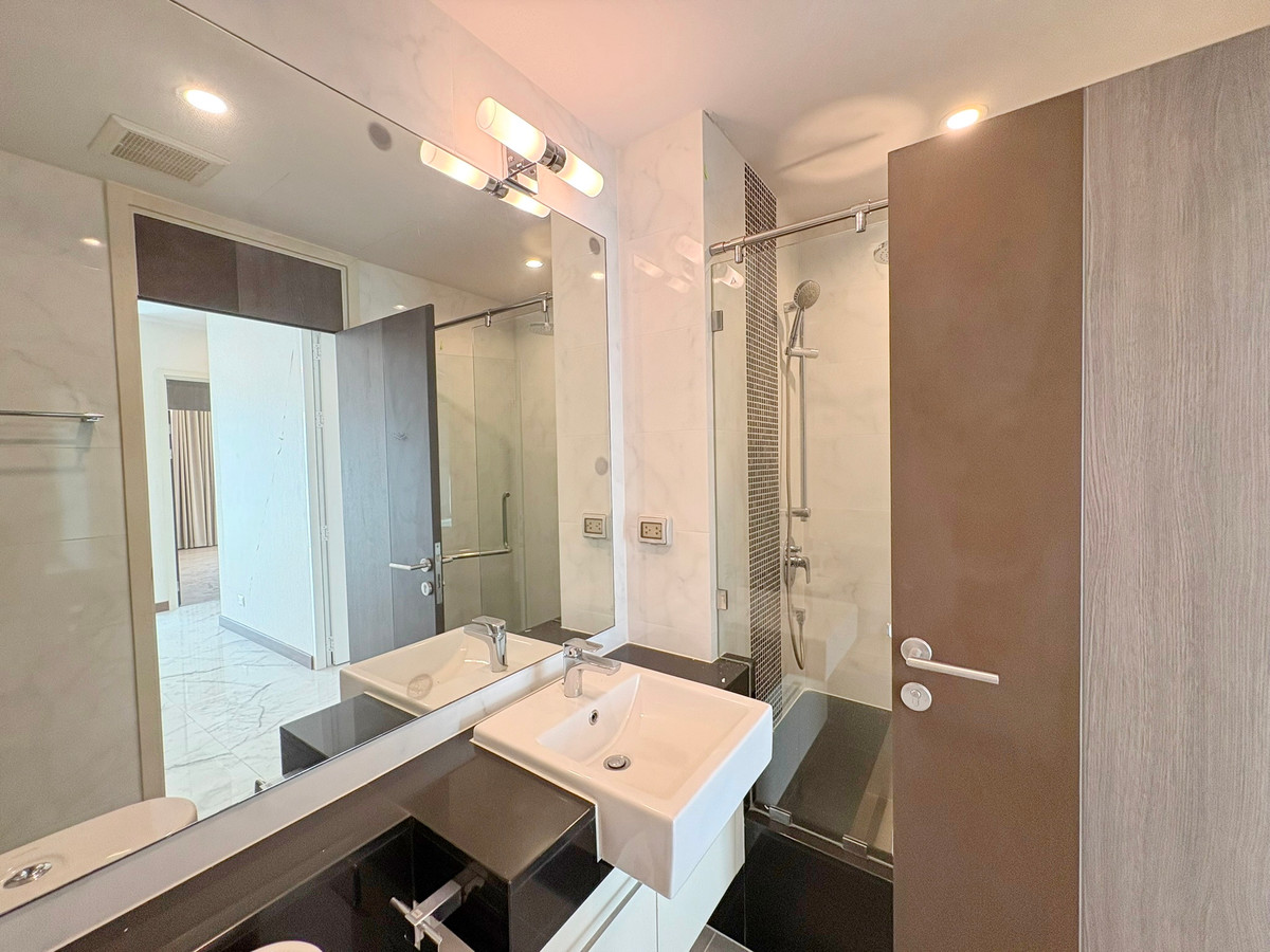 ขายคอนโดสีลม ศาลาแดง บางรัก : 9750♚ขาย 2 ห้องนอน♙ศุภาลัย เอลีท สุรวงศ์♜MRT สามย่าน∞099-5919653,065-9423251🜲Line@sureresidence