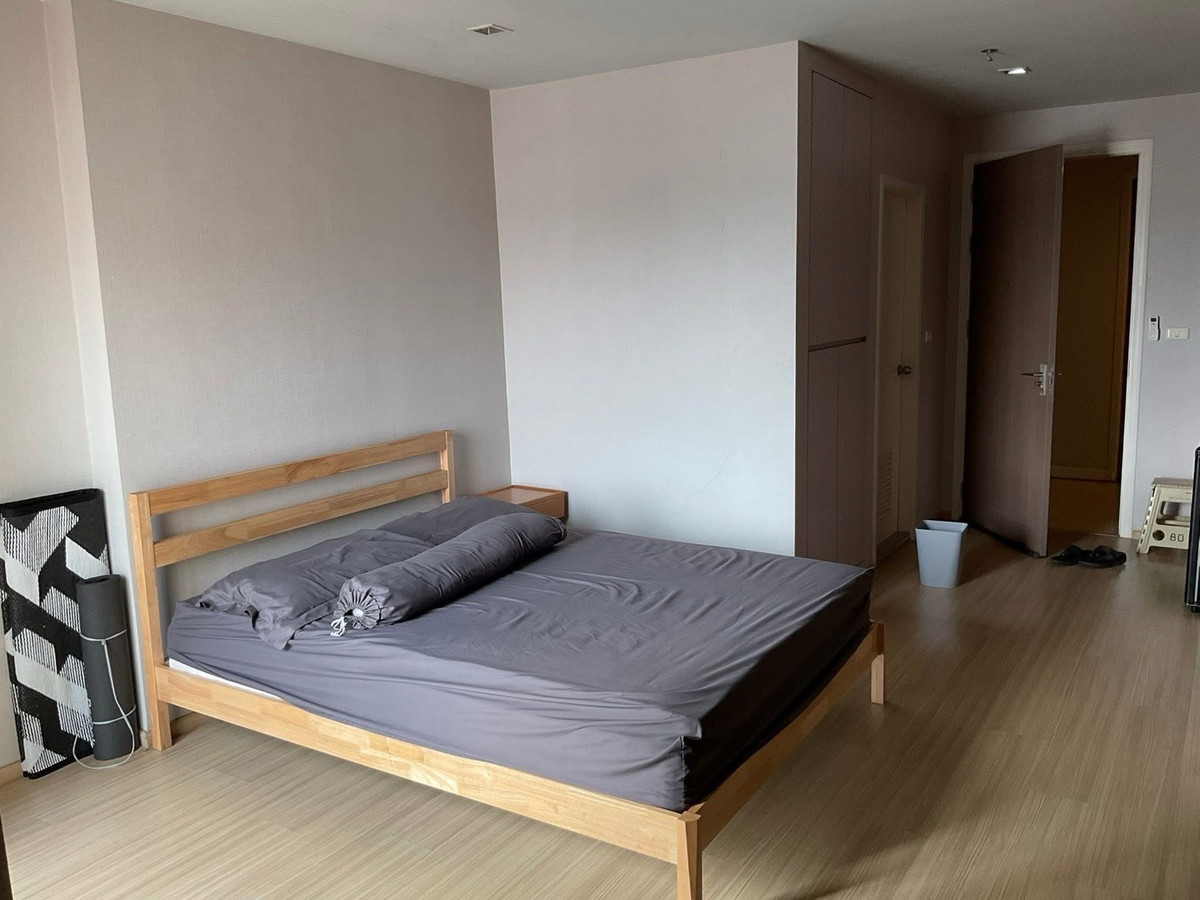 For RentCondoThaphra, Talat Phlu, Wutthakat : For rent, Casa Ratchada-Ratchaphruek, next to BTS Talat Phlu, 7th floor, size 26 sq m., price 9,500 baht.