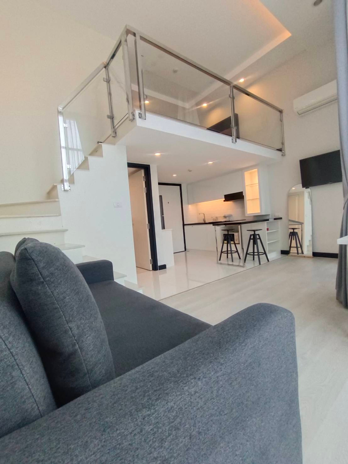 ให้เช่าคอนโดอ่อนนุช อุดมสุข : 🚩🚩ปล่อยเช่าห้อง DUPLEX    เทมส์ เรสซิเดนส์  แบริ่ง