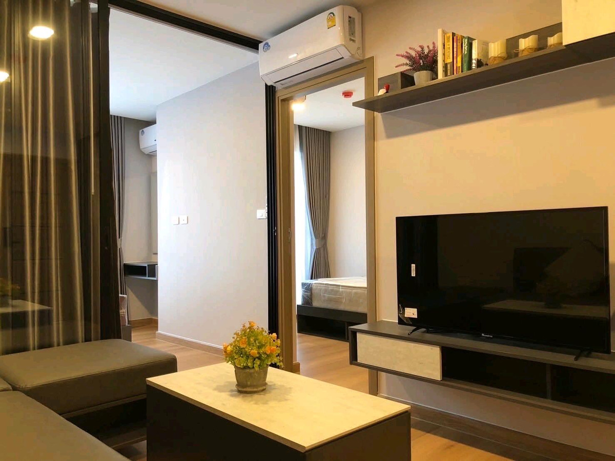 ให้เช่าคอนโดสมุทรปราการ สำโรง : The Cube Loft Srinakarin
คอนโดโลฟท์สไตล์ ทำเลดี ใกล้รถไฟฟ้า พร้อมเข้าอยู่ 2 ห้องนอน | 1 ห้องน้ำเฟอร์นิเจอร์ครบ พร้อมเครื่องใช้ไฟฟ้า