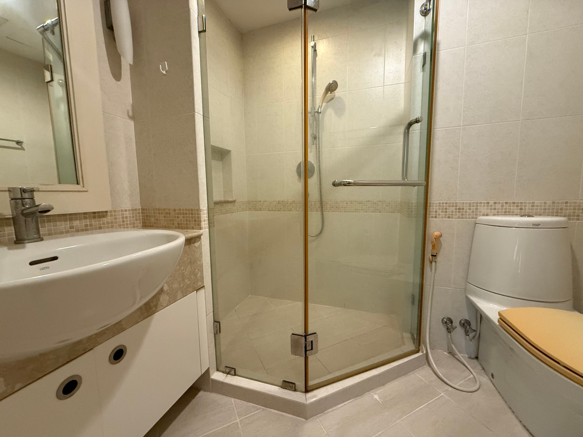 ขายคอนโดสีลม ศาลาแดง บางรัก : 🏠✨ บ้าน สิริ สีลม | ขายคอนโด 2 ห้องนอน (HBH-ST-157)