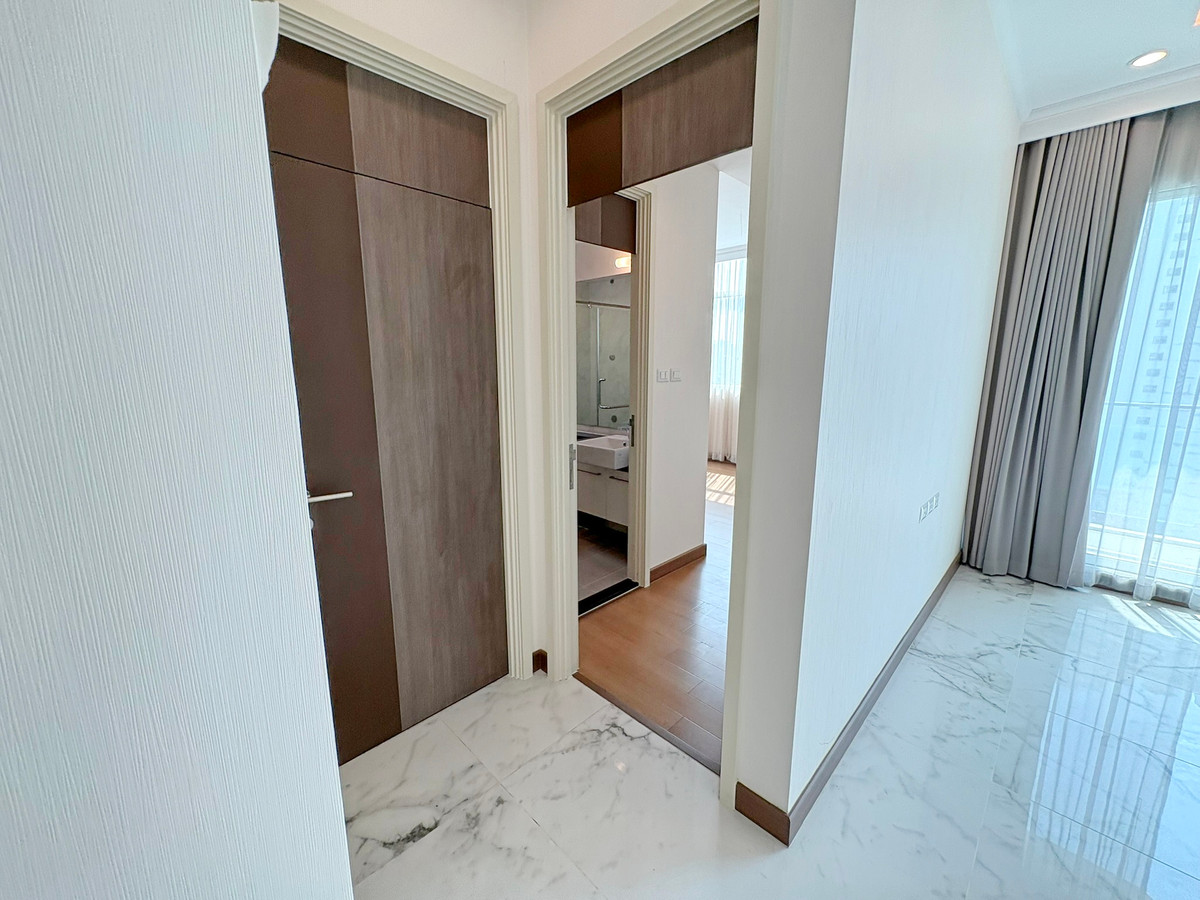 ขายคอนโดสีลม ศาลาแดง บางรัก : 9750♚ขาย 2 ห้องนอน♙ศุภาลัย เอลีท สุรวงศ์♜MRT สามย่าน∞099-5919653,065-9423251🜲Line@sureresidence