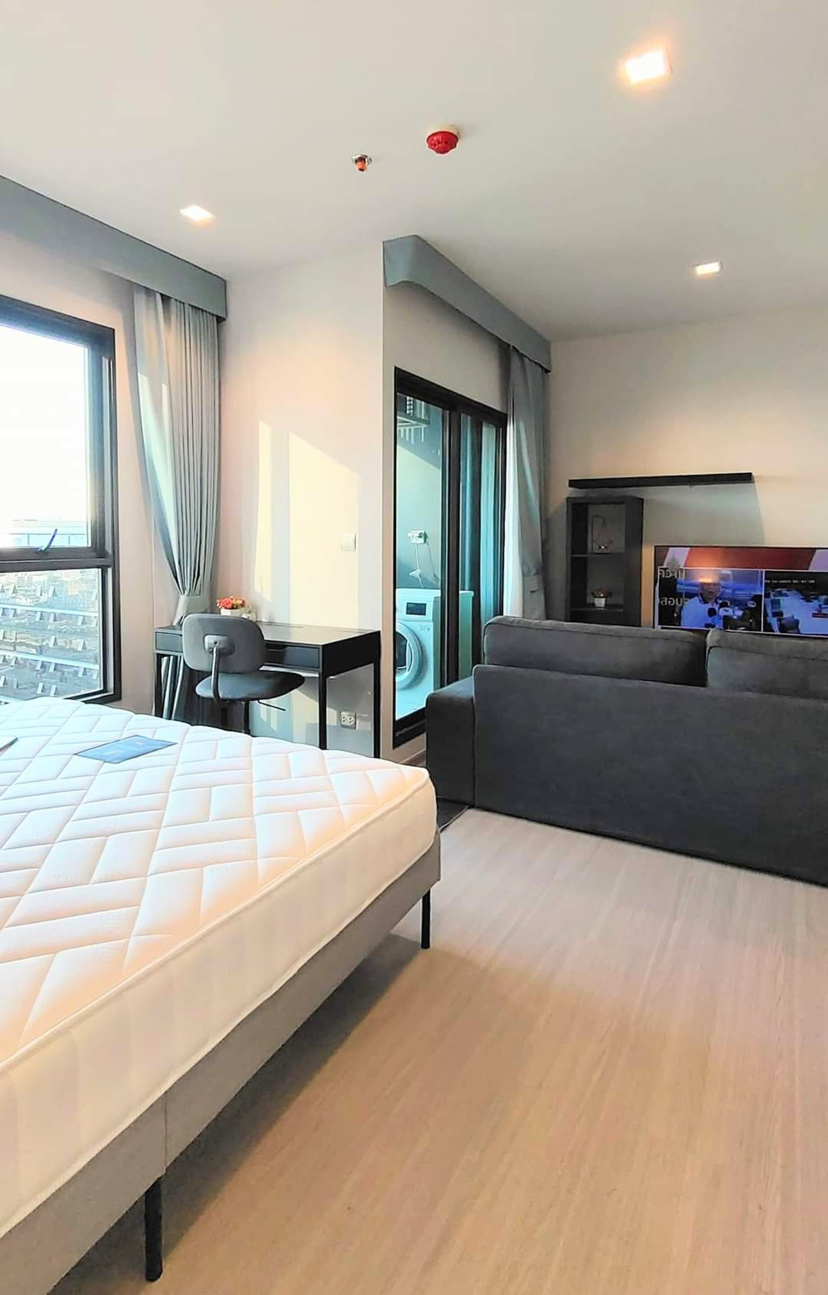 ให้เช่าคอนโดพระราม 9 เพชรบุรีตัดใหม่ RCA : (จองแล้วค่ะ) LIFE ASOKE RAMA9 1 ห้องนอน ใกล้ MRT พระราม 9 คอนโดให้เช่า🌸ไลฟ์ อโศก พระราม 9