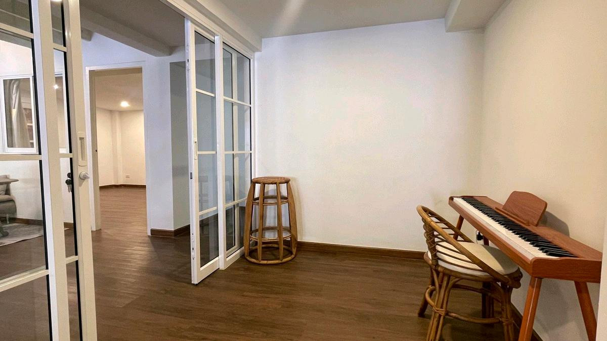 ขายบ้านพระราม 9 เพชรบุรีตัดใหม่ RCA : บ้านเดี่ยวสไตล์ Vintage พระราม9 ซอย 45 รีโนเวทใหม่ สวยงามพร้อมอยู่ ทำเลดีมาก ใกล้ห้าง เดินทางสะดวก