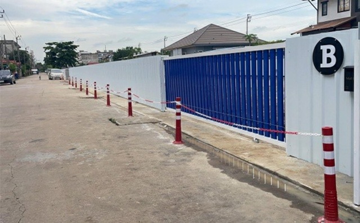 ให้เช่าที่ดินนวมินทร์ รามอินทรา : ตลาดมีนบุรี 3 กม. โลตัส มีนบุรี 3 กม.,200 ตร.วา.ที่ดินให้เช่ามีนบุรีถมแล้ว ล้อมรั้วเรียบร้อย ทำเลดี 100 ตร.วา. MRT ตลาดมีนบุรี 2.7 กม.