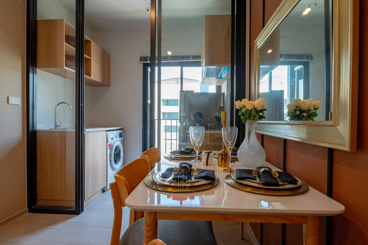 For RentCondoBangna, Bearing, Lasalle : RC021526 Fully furnished corner condo for rent at NUE Noble Centre Bangna, next to Central Bangna.