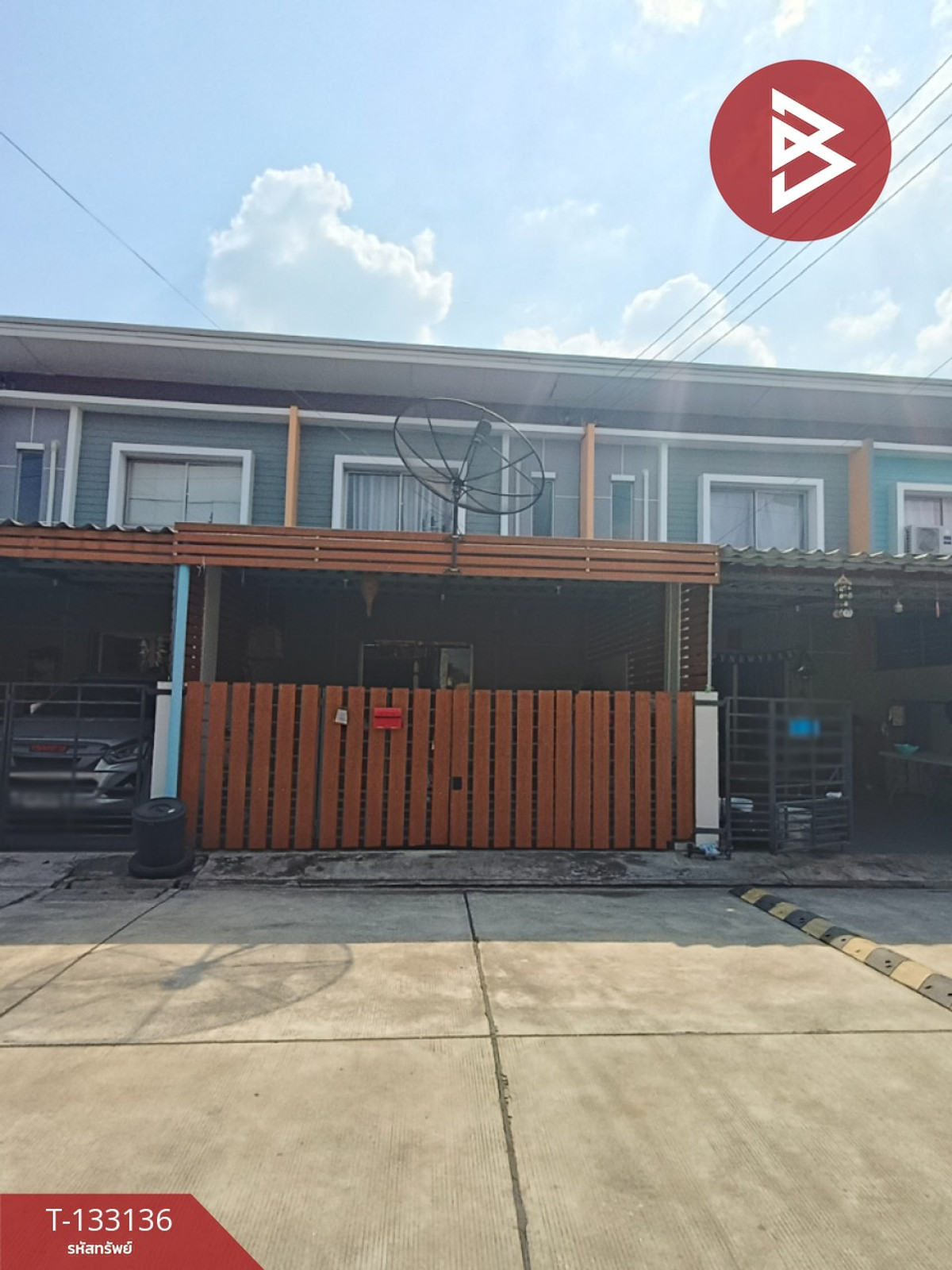 ขายทาวน์โฮมพัทยา บางแสน ชลบุรี สัตหีบ : ขายทาวน์โฮม หมู่บ้านไลฟ์ ทาวน์โฮม บ้านบึง (Life Townhome Baanbueng) ชลบุรี