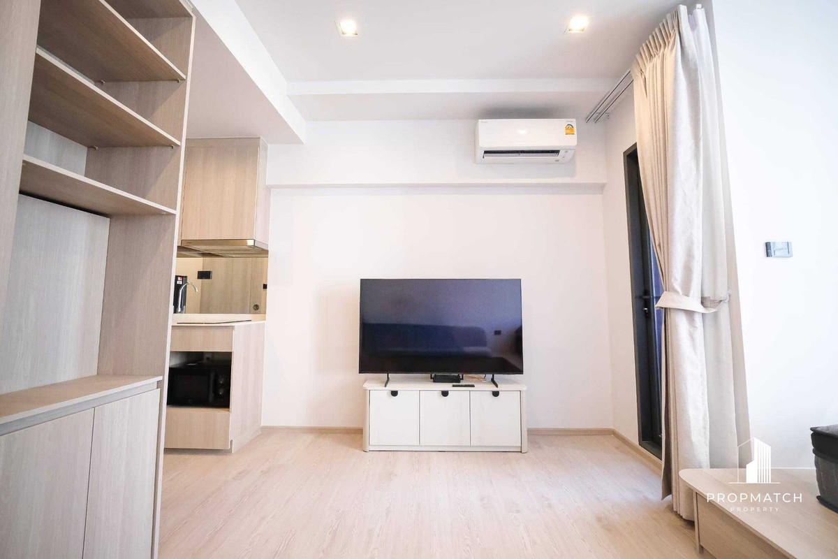 For SaleCondoWongwianyai, Charoennakor : ✨Flash Deal ✨ Reference Sathorn Wongwianyai ( 1Bed 1Bath 26.37SQM.) Ready to move in ! Only 3,340,000 baht Tel.0981315848 @propmatch