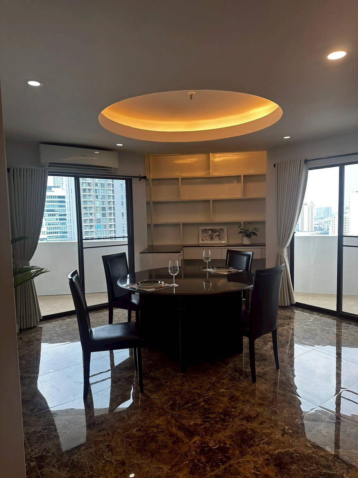 For RentCondoSukhumvit, Asoke, Thonglor : LTH14366 – Condo for Rent | 55th Tower | 275 sqm | 3 Beds 3 Baths | Near BTS Thong Lo | 120K/Month | Condo for rent 55th Tower