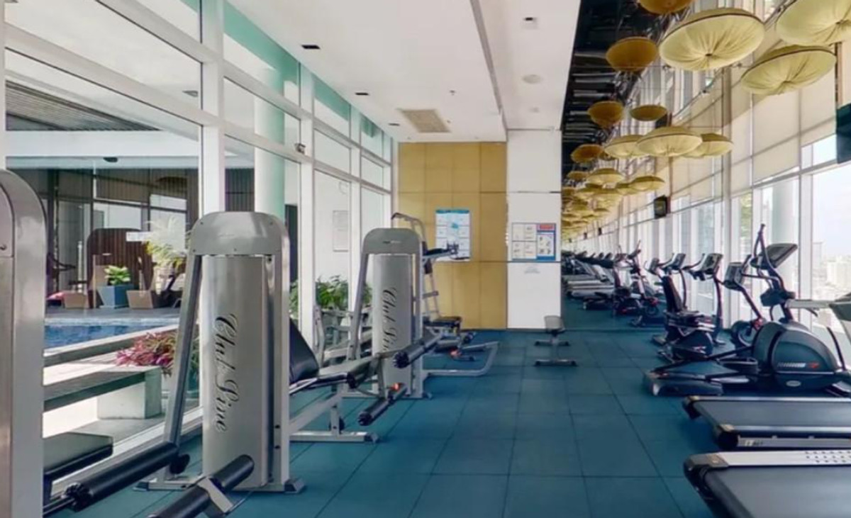 For SaleCondoSathorn, Narathiwat : ✨ For Sale: Life @ Sathorn 10 Condo ✨ 💰 Only 4,600,000 THB, cheapest price in the building. There is a real room, ready to make an appointment to see. Happy to serve you. If interested, contact Mr. James Mar.