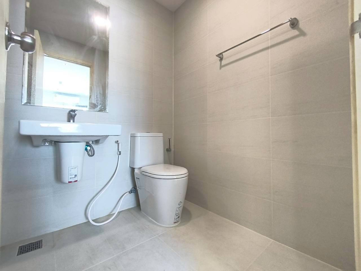 For RentCondoSamut Prakan,Samrong : PFD-07982 For rent Supalai Veranda Sukhumvit 117 near BTS Pu Chao, 2 bedrooms, 65 sq m., 28th floor.