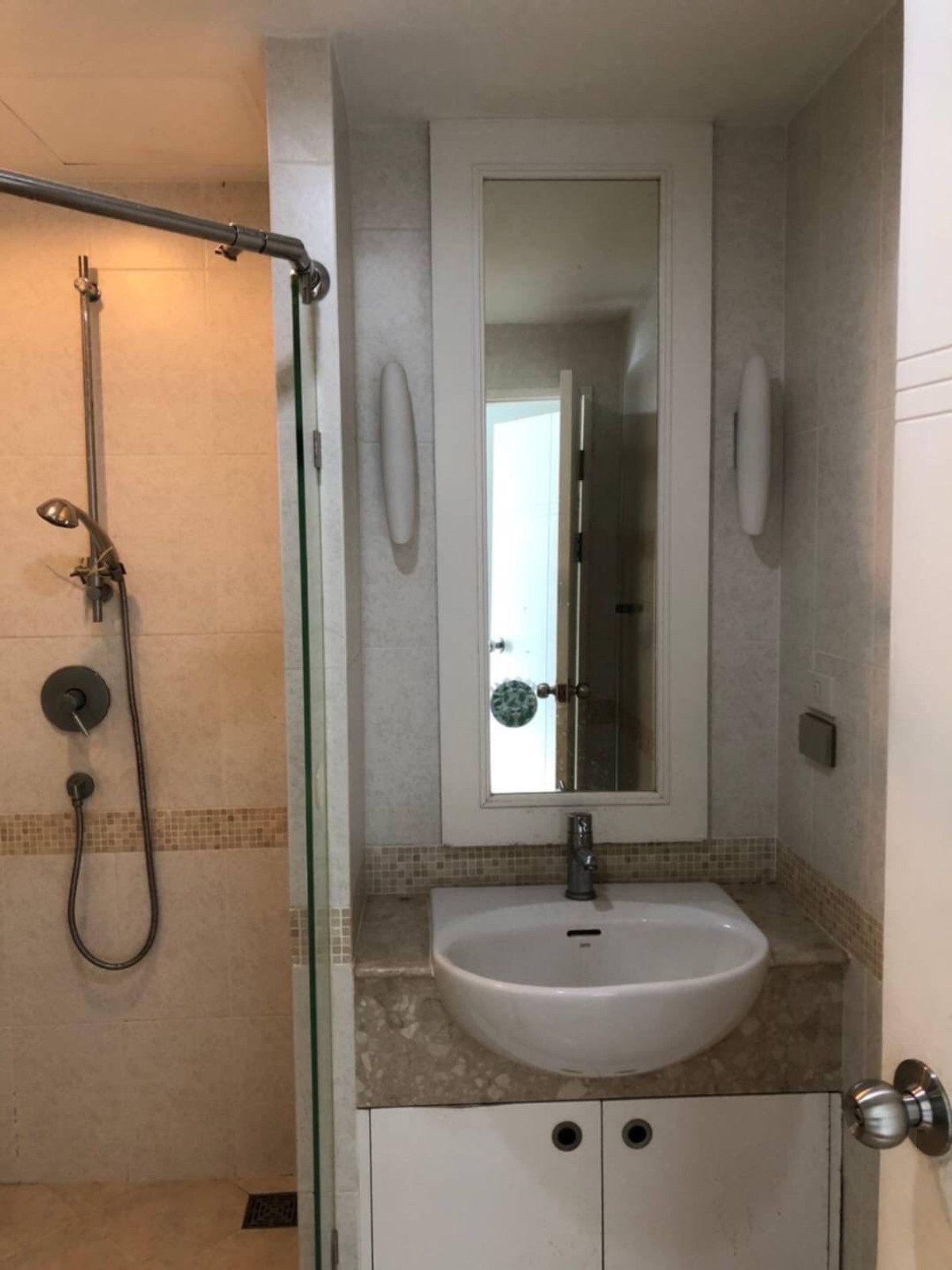 ขายคอนโดสีลม ศาลาแดง บางรัก : 🏠✨ บ้าน สิริ สีลม | ขายคอนโด 1 ห้องนอน (HBH-ST-156)