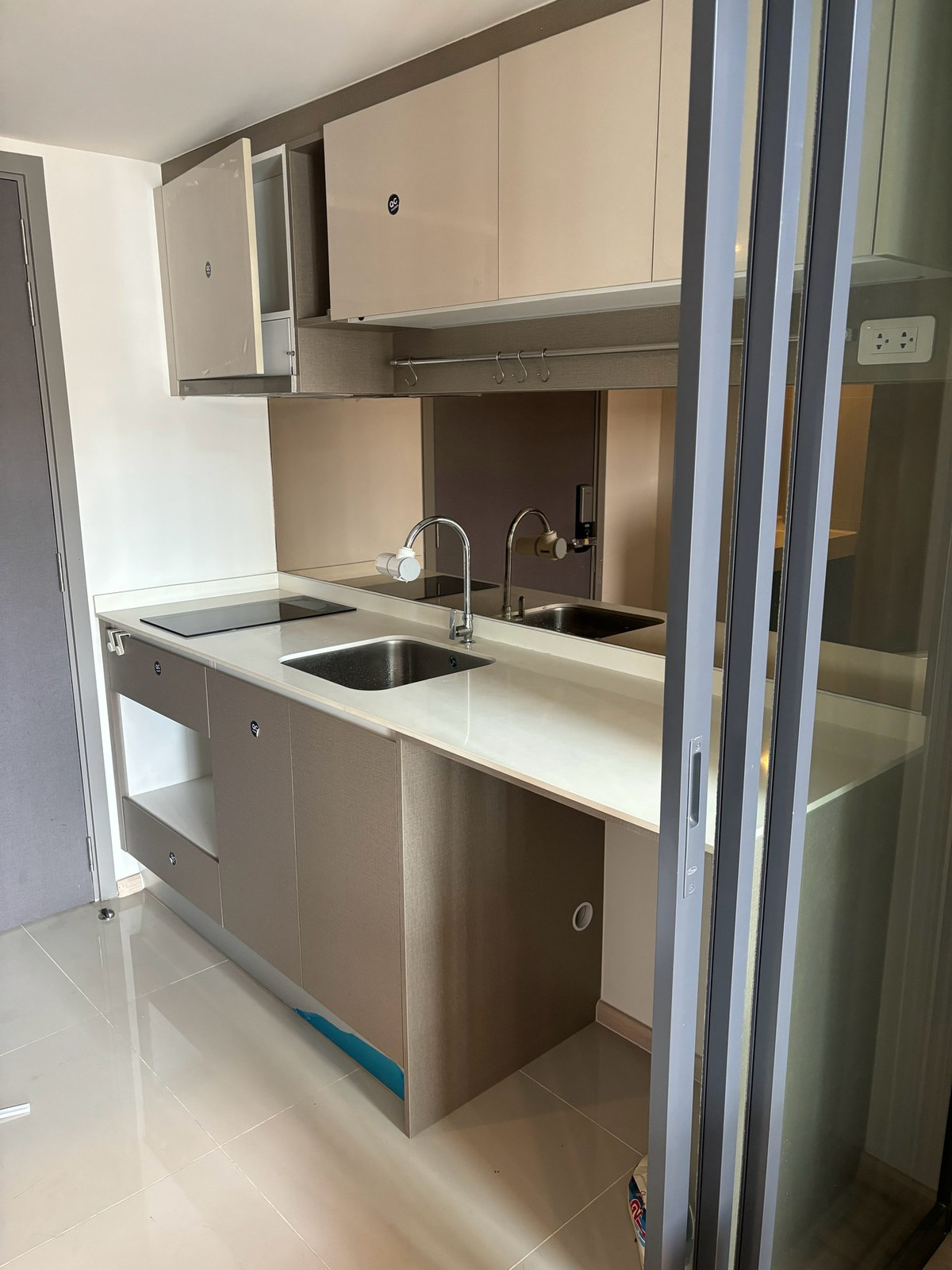 For SaleCondoWongwianyai, Charoennakor : 🏠✨ Ideo Sathorn – Wongwian Yai | 1-Bedroom Condo for Sale (HBH-ST-151)