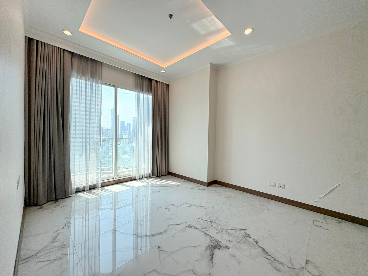 ขายคอนโดสีลม ศาลาแดง บางรัก : 9750♚ขาย 2 ห้องนอน♙ศุภาลัย เอลีท สุรวงศ์♜MRT สามย่าน∞099-5919653,065-9423251🜲Line@sureresidence