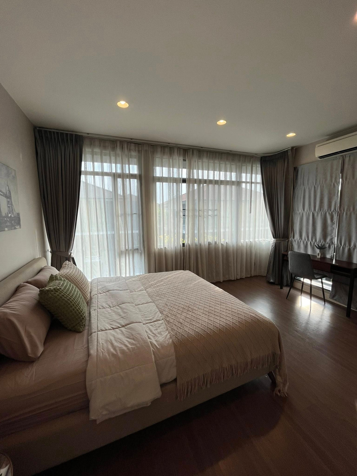 For RentHousePattanakan, Srinakarin : For rent Setthasiri Krungthep Kreetha