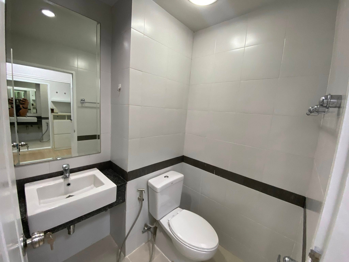 ให้เช่าคอนโดพระราม 9 เพชรบุรีตัดใหม่ RCA : 🟦🟩 [For Rent] A Space Asoke–Ratchada  (เอ สเปซ อโศก – รัชดา) | 35 sq.m | Floor 6 | Building C | 15,000 THB/Month | Ref: T2170 | LINE: @323gqmho 🟩🟦