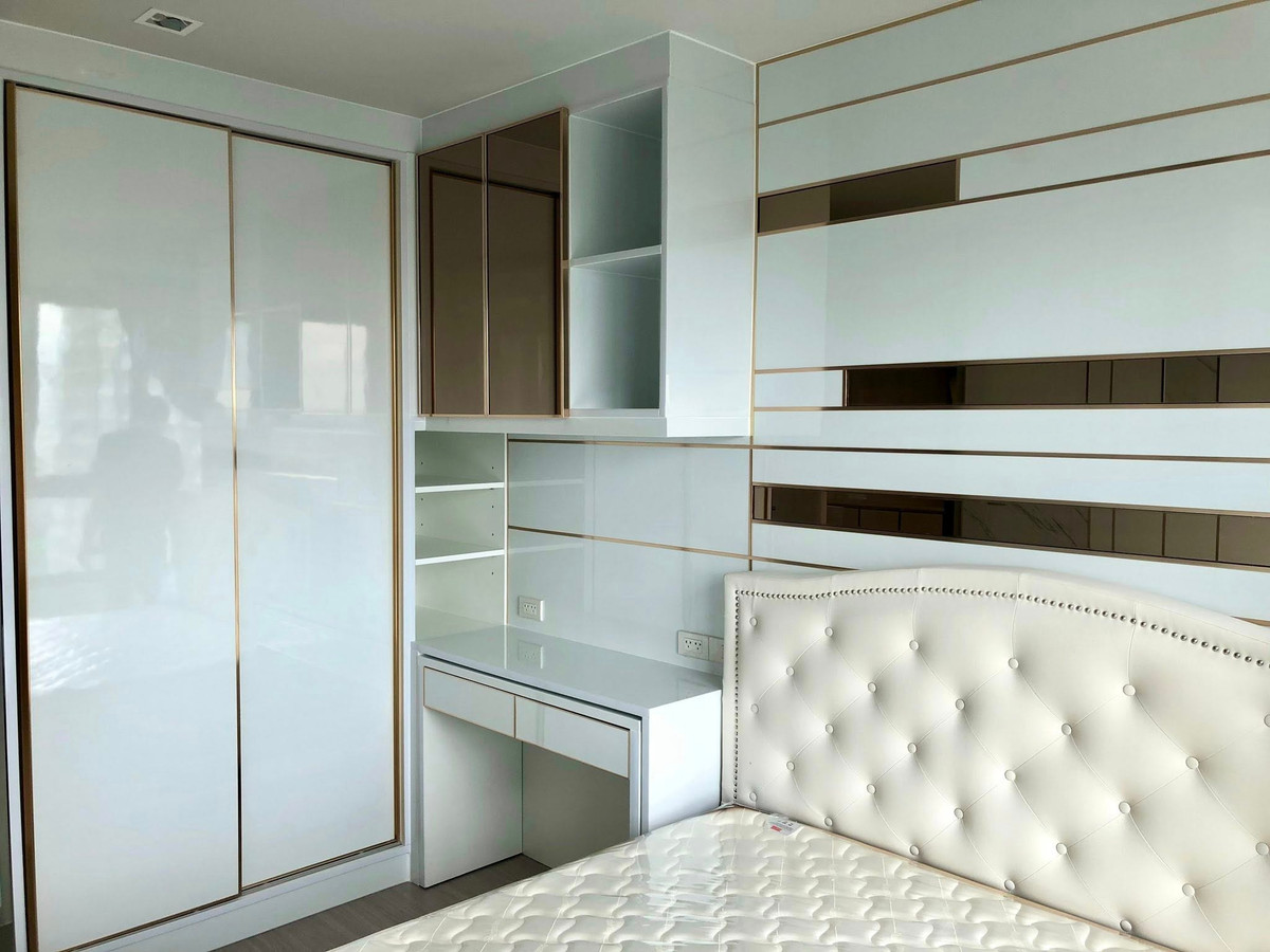 For RentCondoLadprao, Central Ladprao : RC022126 Condo 2 bed for rent at Life Ladprao next to BTS Ha Yaek Lat Phrao.