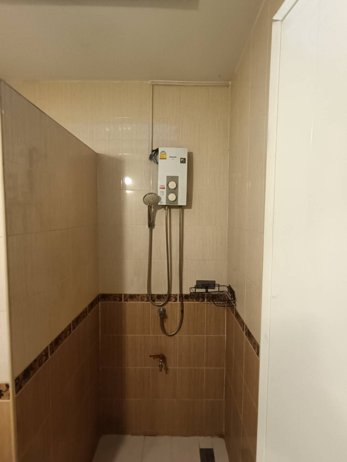 For RentTownhomeLadprao101, Happy Land, The Mall Bang Kapi : Beautiful 2-story house for rent, Sena Villa 84 Village, Happyland