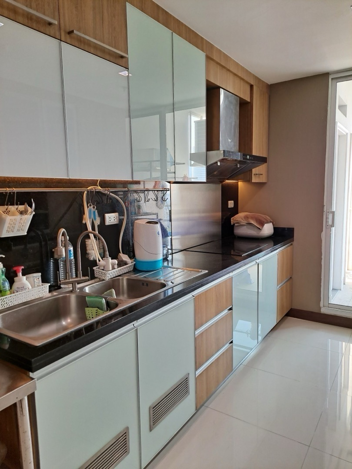 For RentCondoRama3 (Riverside),Satupadit : For rent, Condo Supalai Prima Riva, south side, Chao Phraya River view, 3 bedrooms, 3 Bedrooms / 5 Bathroom.
