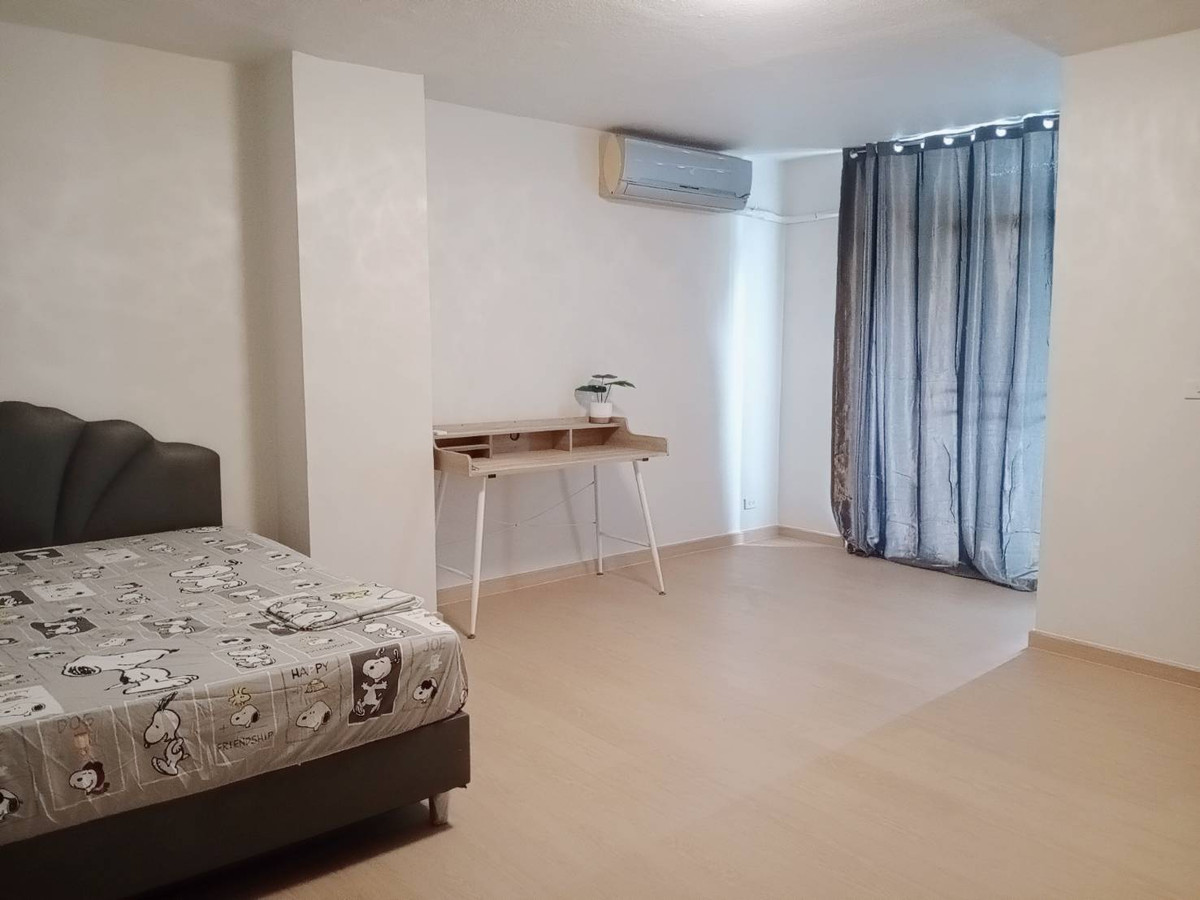 For SaleCondoKasetsart, Ratchayothin : Benjasri Vibhavadi Condo for sale  Near Kasetsart University, near the BTS.