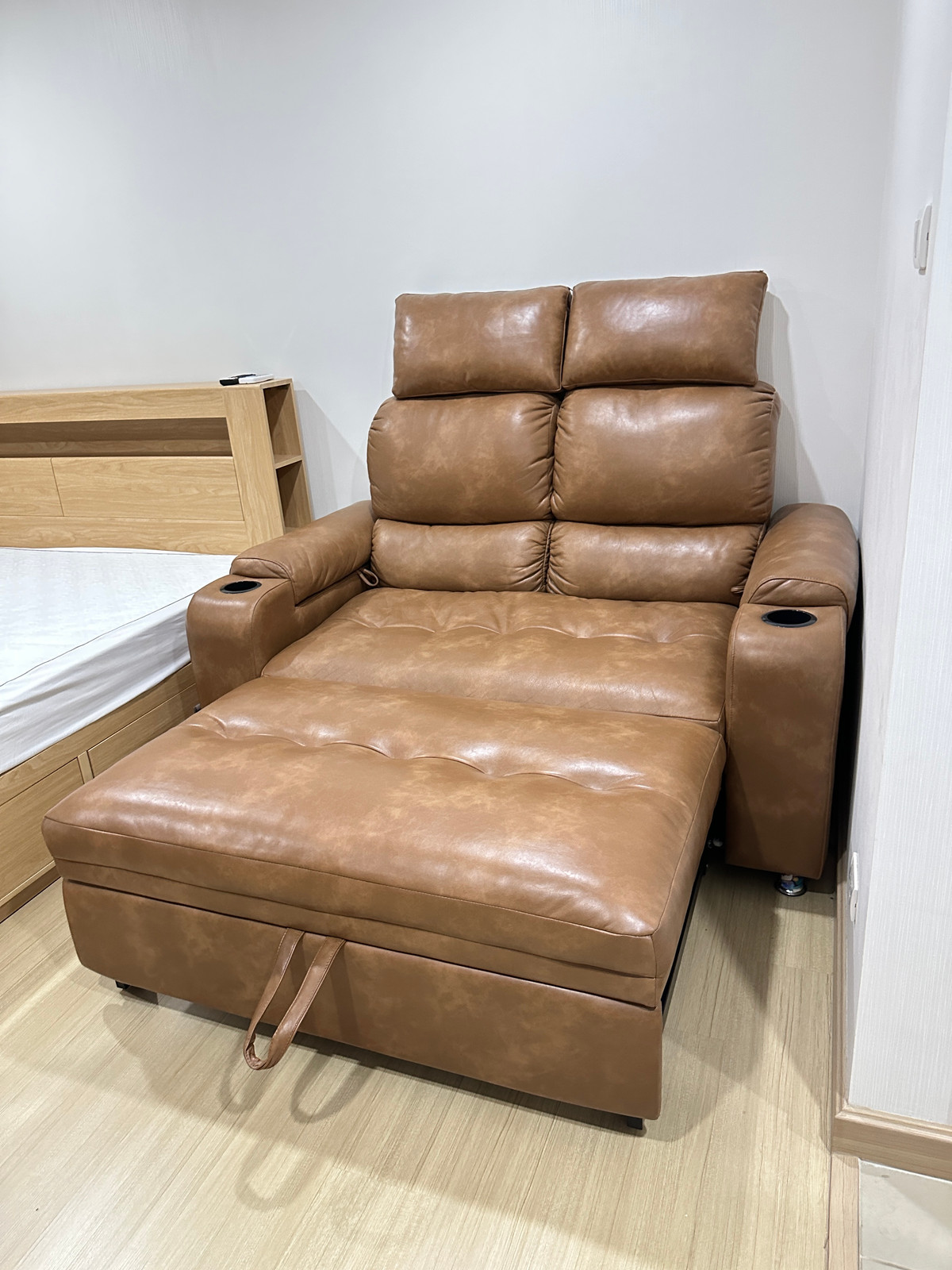 For RentCondoRamkhamhaeng, Hua Mak : For rent: Condo Supalai Veranda Ramkhamhaeng, fully furnished.