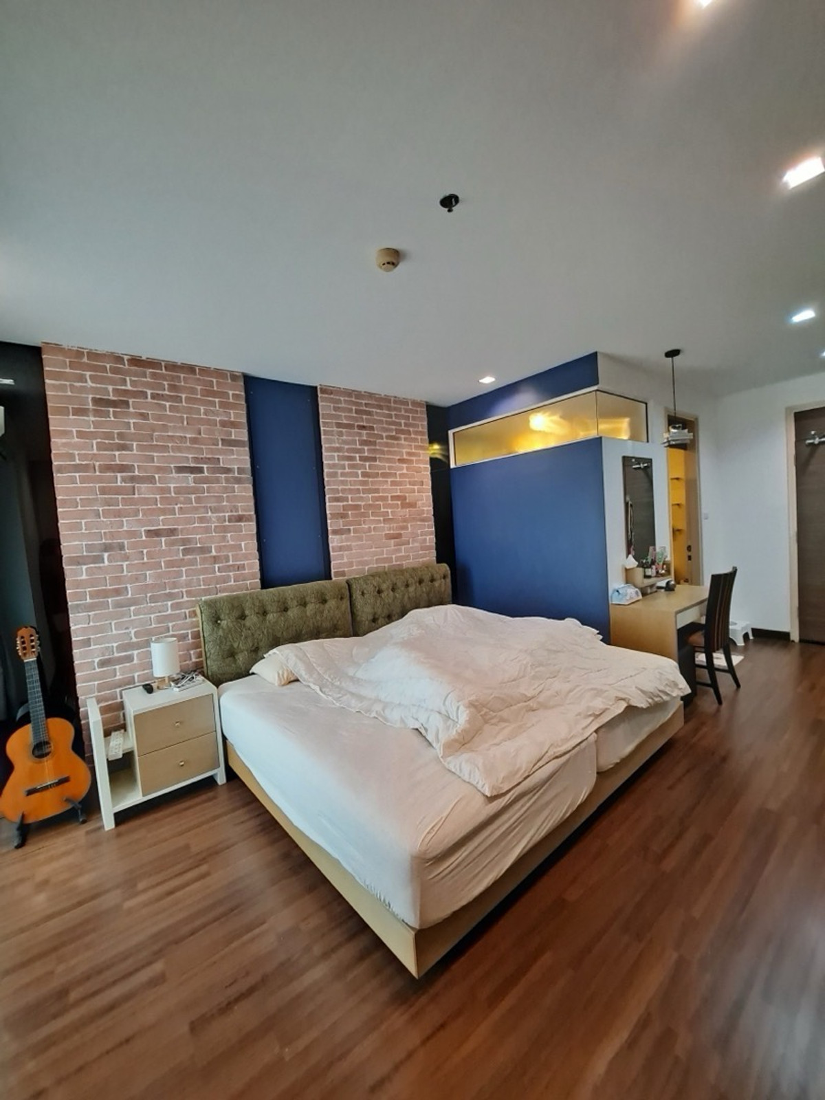 For RentCondoRama3 (Riverside),Satupadit : For rent, Condo Supalai Prima Riva, south side, Chao Phraya River view, 3 bedrooms, 3 Bedrooms / 5 Bathroom.