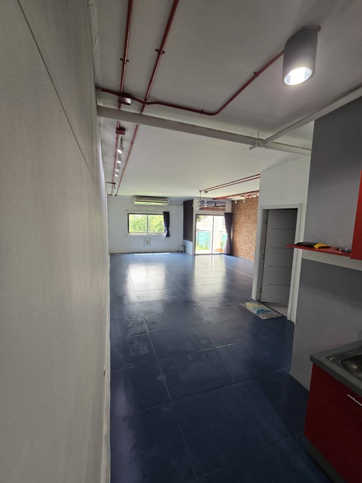 ขายอาคารพาณิชย์สุขุมวิท อโศก ทองหล่อ : 28/02/2026, ลงทุนใจกลางเอกมัย อาคารสำนักงานสุดหรู 2200 ตรม. 
พร้อมห้องพัก 11 ห้อง ราคาเพียง 145 ล้านเท่านั้น!