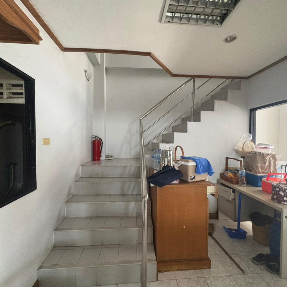 For RentShop HouseSathorn, Narathiwat : 12/02/2026, The best prime location in Sathorn. Hurry and reserve the Shophouse 386 sq m. A golden opportunity to invest or live. 
Special price for rent 70,000 baht per month, close to the BTS, in the heart of business.