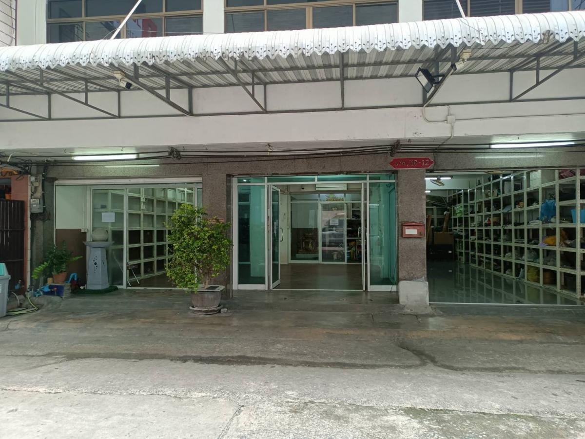 ให้เช่าอาคารพาณิชย์ราชเทวี พญาไท : 28/02/2026, เช่าช้อปเฮ้าส์ 3 ห้องนอน ใจกลางราชเทวี 
ราคาเริ่มต้น 30,000 บาทต่อเดือน รีบจับจอง!