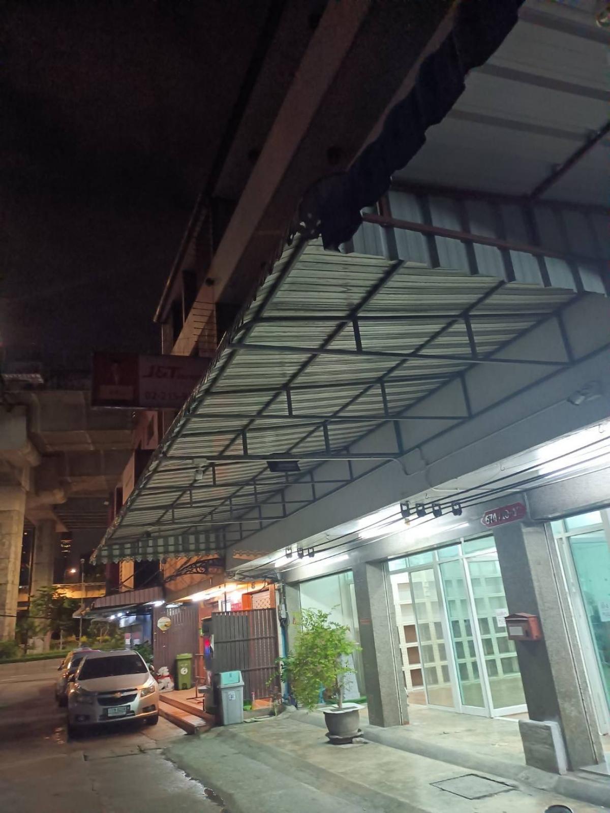 ให้เช่าอาคารพาณิชย์ราชเทวี พญาไท : 28/02/2026, เช่าช้อปเฮ้าส์ 3 ห้องนอน ใจกลางราชเทวี 
ราคาเริ่มต้น 30,000 บาทต่อเดือน รีบจับจอง!