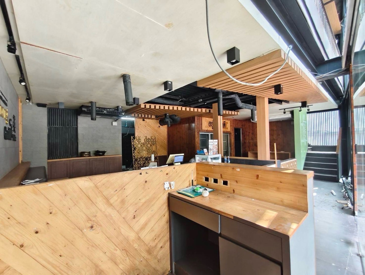 ให้เช่าร้านค้า/ตลาดนัดสุขุมวิท อโศก ทองหล่อ : พื้นที่เช่า 250 ตารางเมตร 2 ชั้น ซอยทองหล่อ สุขุมวิท 55 สำหรับ ทำธุรกิจ และ มีที่จอดรถ