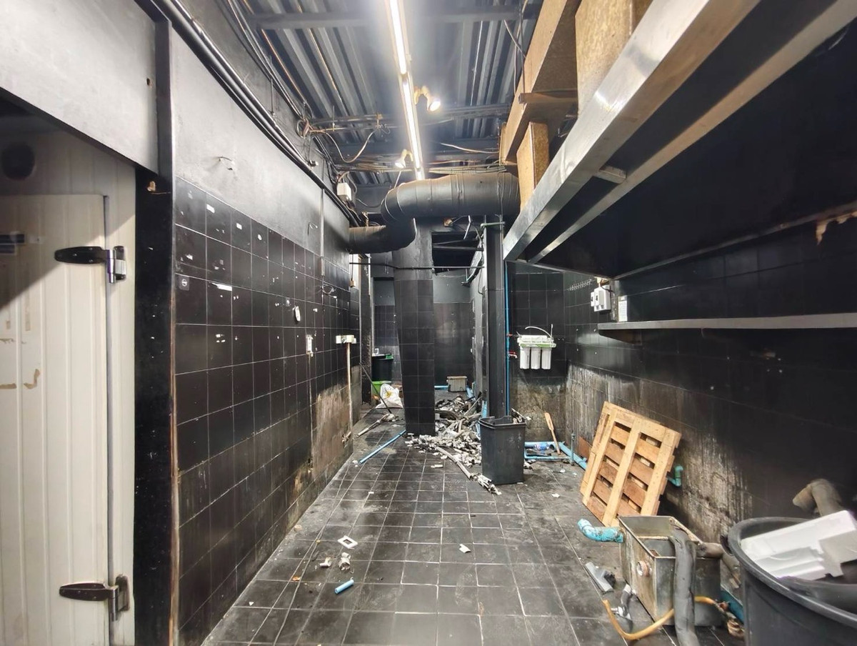 ให้เช่าร้านค้า/ตลาดนัดสุขุมวิท อโศก ทองหล่อ : พื้นที่เช่า 250 ตารางเมตร 2 ชั้น ซอยทองหล่อ สุขุมวิท 55 สำหรับ ทำธุรกิจ และ มีที่จอดรถ