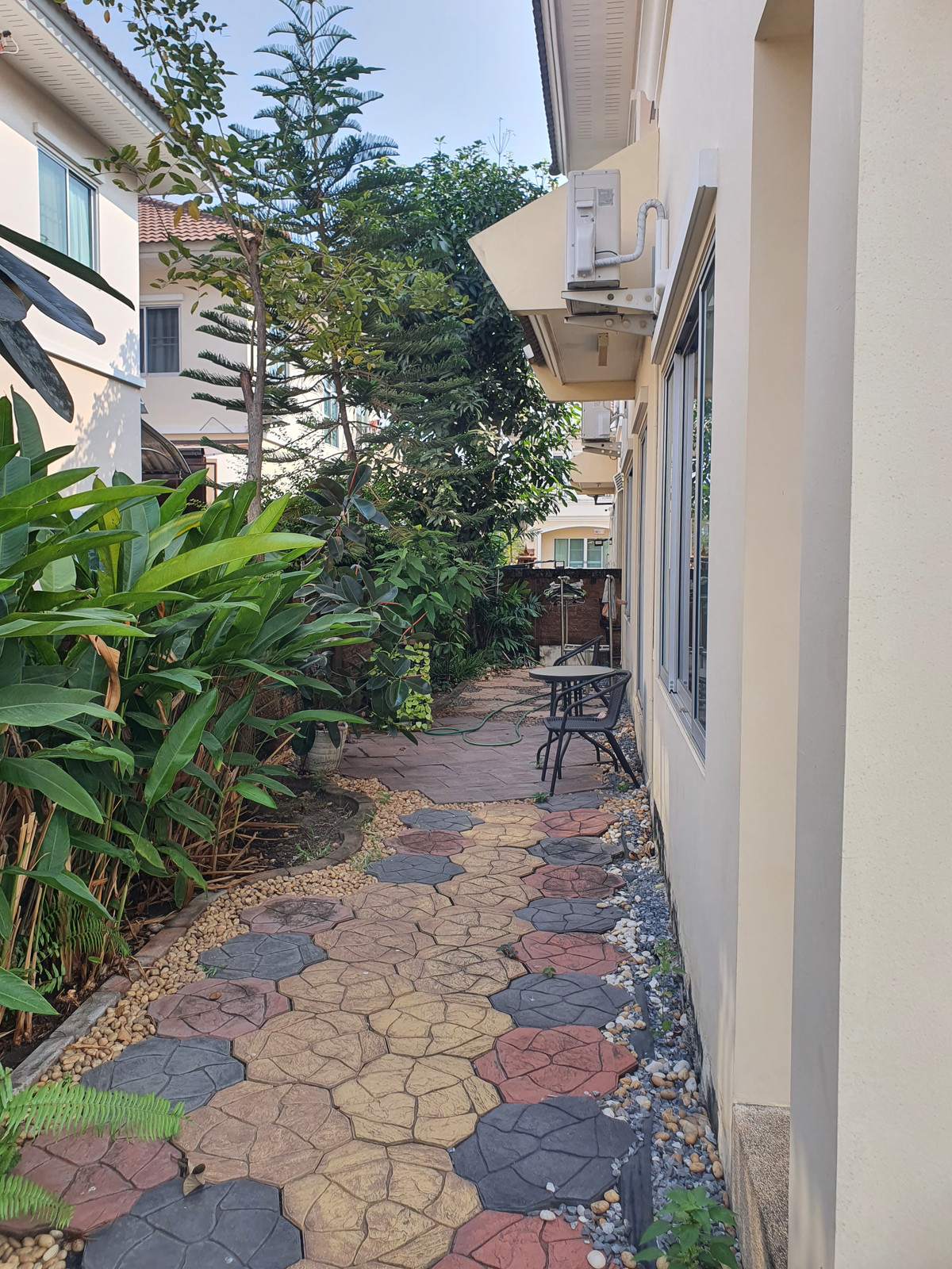 ขายบ้านมหาชัย สมุทรสาคร : บ้านหรู The Grand Rama 2 โซน NEO คลับเฮ้าส์ระดับรีสอร์ท ทะเลสาบ 3 ไร่  ถนนเมน 30 ม. ระบบ Double Security ครบทุกฟังก์ชัน พร้อมอยู่ทันที