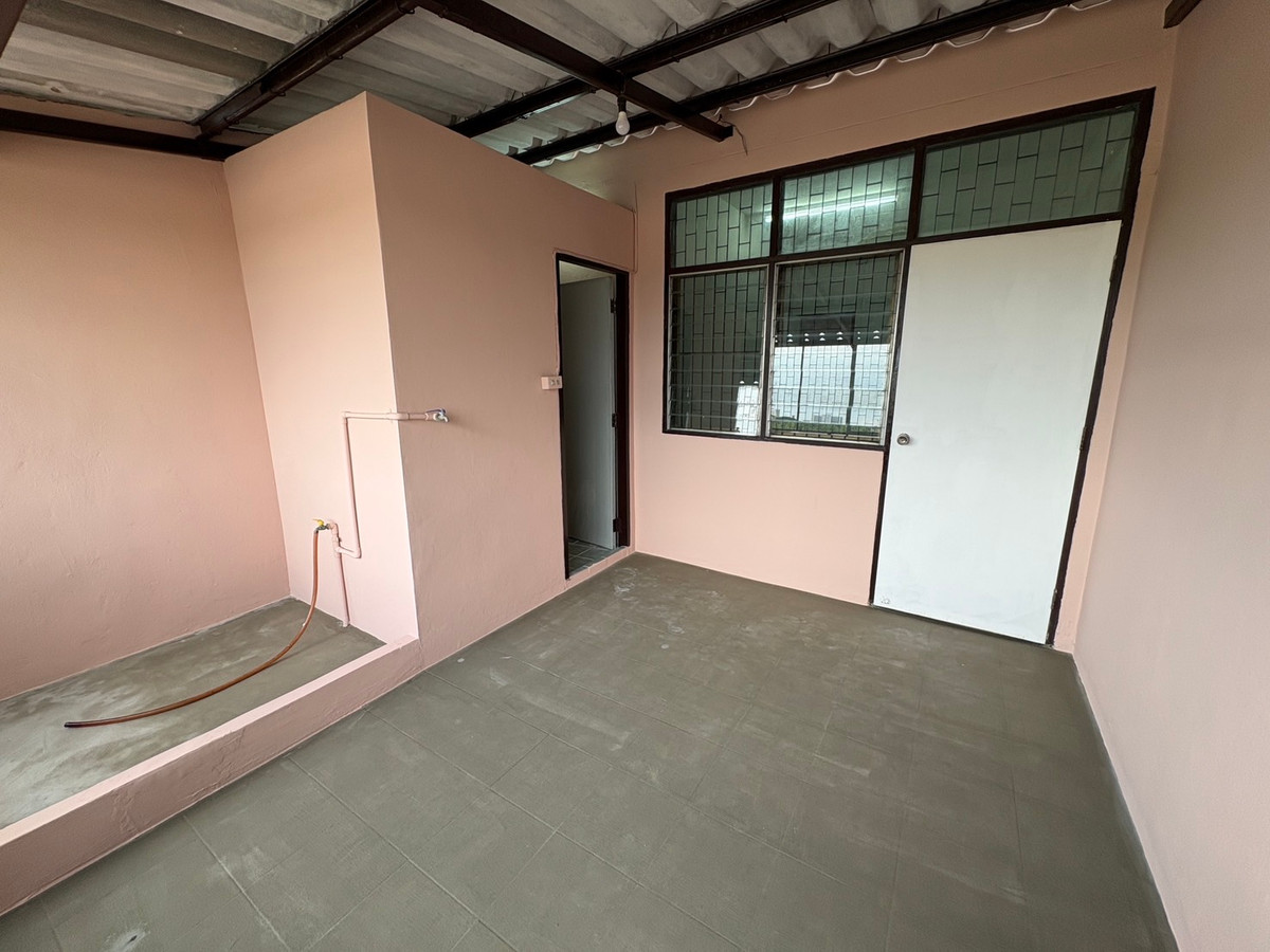 ให้เช่าอาคารพาณิชย์เสรีไทย-นิด้า : ให้เช่า อาคารพาณิชย์ ใกล้ โรงพยาบาลเกษมราษฎร์ รามคำแหง เพียง 3 นาที