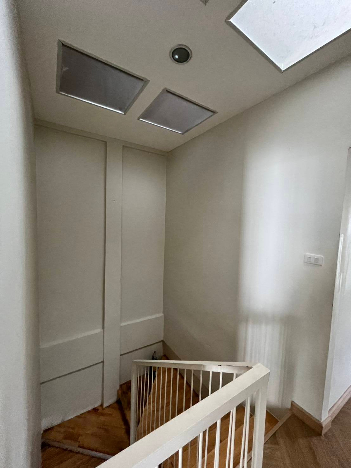 ขายทาวน์โฮมบางนา แบริ่ง ลาซาล : ขายด่วน!! บ้านทาวน์เฮ้าส์ 2 ชั้น บางนา