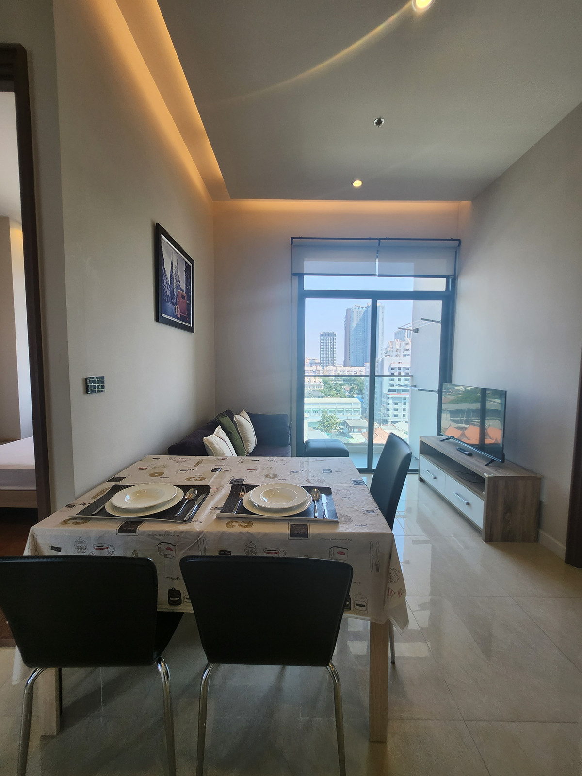 For RentCondoOnnut, Udomsuk : For Rent 2B1B Mayfair Place Sukhumvit 50 🔥Empty room for rent🔥 2 bedrooms, 1 bathroom (corner room)