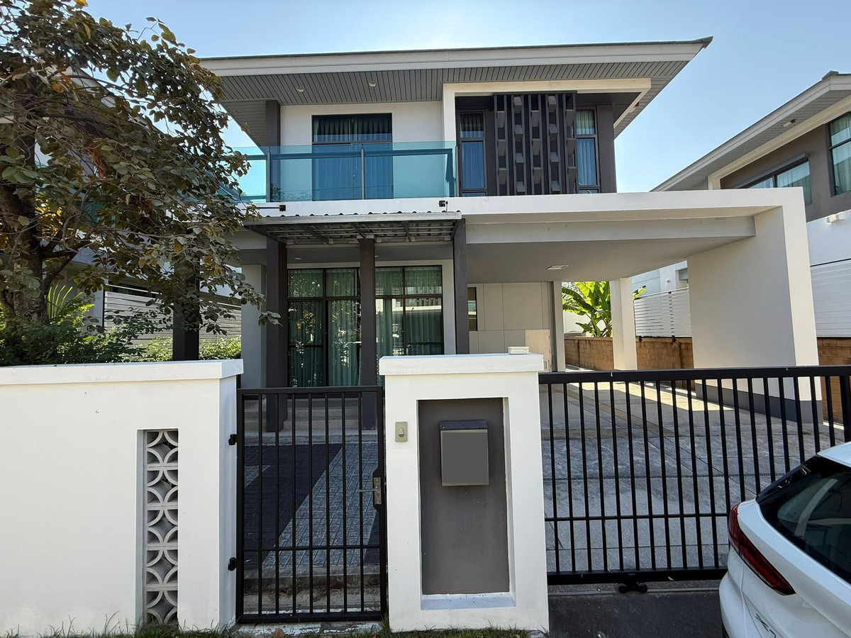 For RentHousePattanakan, Srinakarin : For rent, 55 sq m, 4 bedrooms, 3 bathrooms, 2-story detached house, Setthasiri, Phatthanakan.