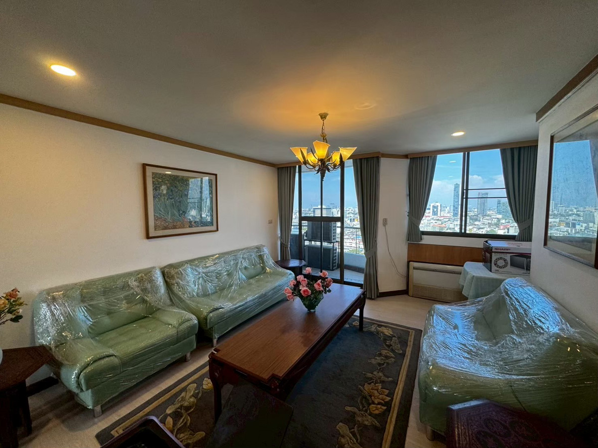 For RentCondoSukhumvit, Asoke, Thonglor : Best Price 🔥For rent Supalai Place Sukhumvit 39, very beautiful room, fully furnished, high floor, city view.