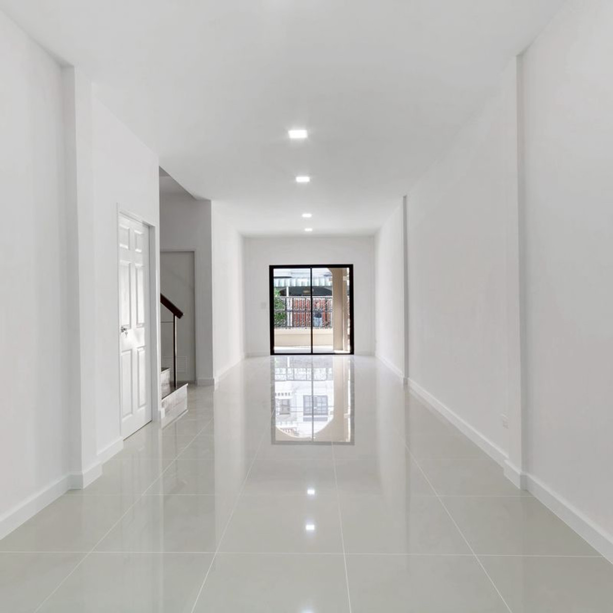 ขายทาวน์โฮมวิภาวดี ดอนเมือง หลักสี่ : 📌 Sale!!! 🏡 ทาวน์เฮ้าส์ หมู่บ้านกัญจน์เพชร (รีโนเวทใหม่ พร้อมหิ้วกระเป๋าเข้าอยู่  )📌