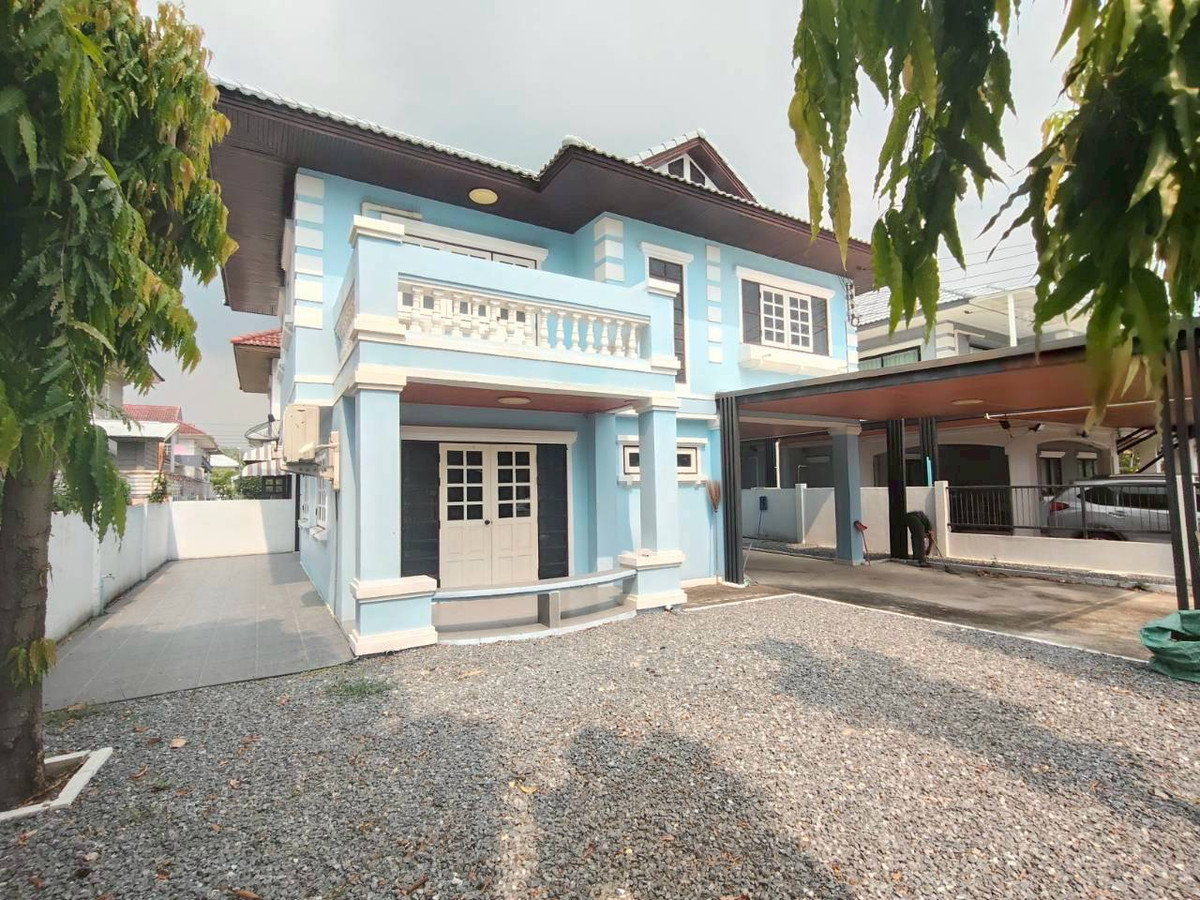 For RentHouseNonthaburi, Bang Yai, Bangbuathong : Single house for rent, Maneeya Village, Rattanathibet (convenient transportation Rattanathibet Rd., near MRT Sai Ma, expressway) The house is ready to move in, fully furnished, with electrical appliances.