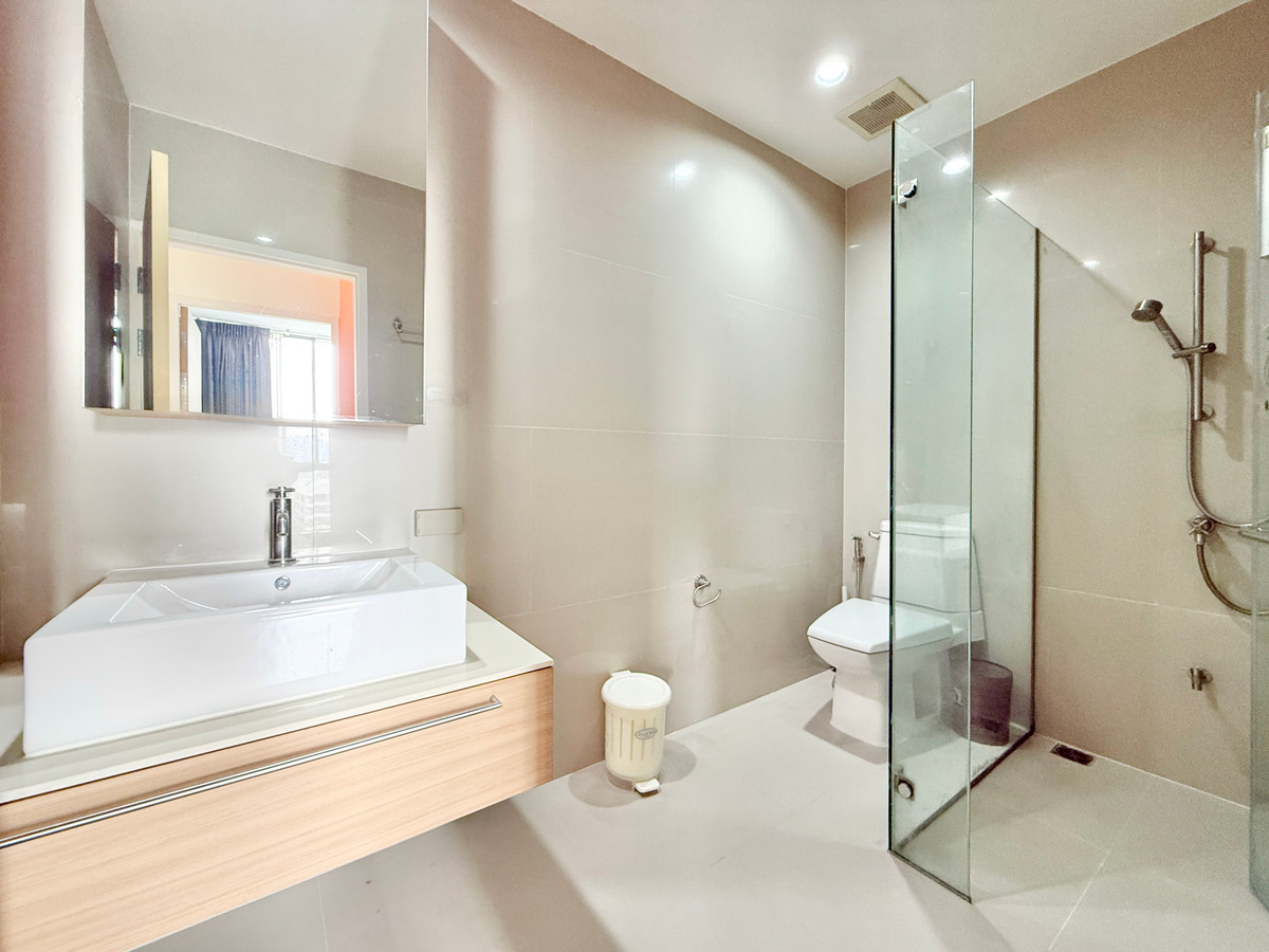 ให้เช่าคอนโดลาดพร้าว เซ็นทรัลลาดพร้าว : 🚀 The issara Ladprao - 77ตรม. 2นอน2น้ำ ทิศใต้ ให้เช่า 092-545-6151 (ทีม)