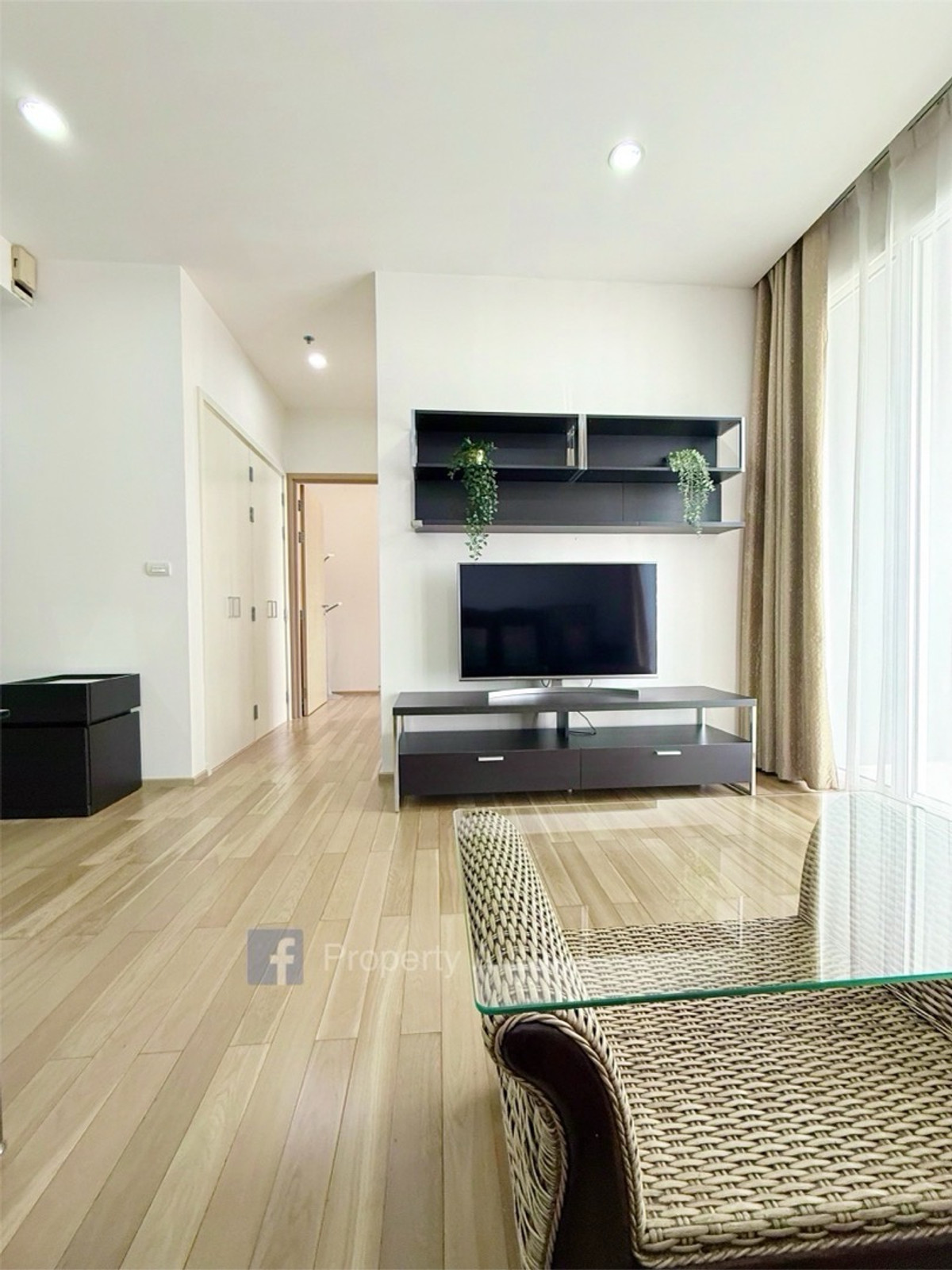 ให้เช่าคอนโดสุขุมวิท อโศก ทองหล่อ : ให้เช่า 39 by Sansiri | สุขุมวิท 39
ใกล้ EmQuartier / BTS พร้อมพงษ์ ชั้น 17 ขนาด 60 ตร.ม 1 ห้องนอน 1 ห้องน้ำ 43,000 บาท จองภายในเดือนนี้ราคาต่อรองได้!!