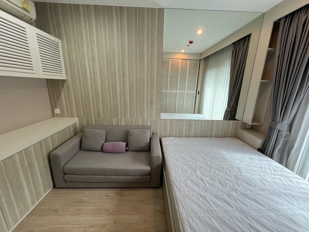 ให้เช่าคอนโดสยาม จุฬา สามย่าน : ✨ ให้เช่า Ideo Q จุฬา – สามย่าน ✨💰 ราคาเช่า : 17,000 บาท/เดือน 💖 สตูดิโอ ขนาด 22 ตร.ม. 📞 Contact : Aomam (Agent) Tel./Line ID : 095-587-1692 WhatsApp : +66 95 587 1692