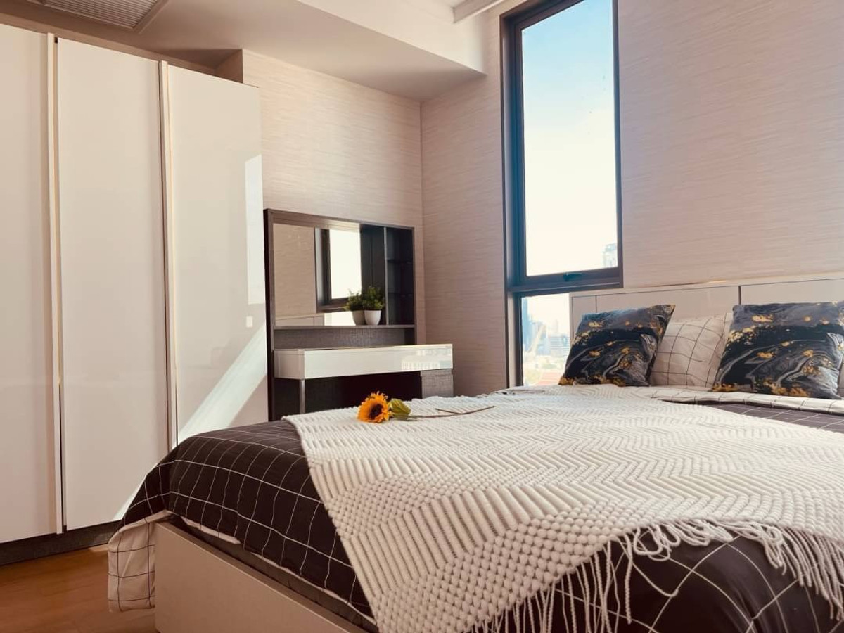 ให้เช่าคอนโดสุขุมวิท อโศก ทองหล่อ : PFD-07998 ให้เช่าคอนโดหรู สุขุมวิท 39 ใกล้ BTS พร้อมพงษ์ | Condo for Rent Near BTS Phrom Phong