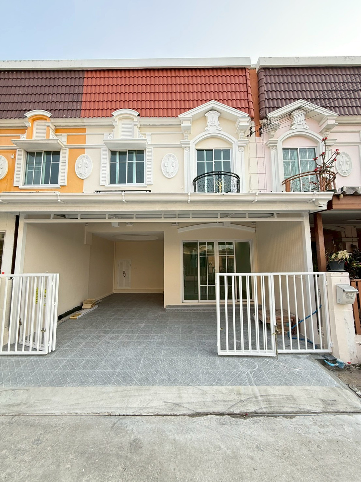 For SaleTownhomeNonthaburi, Bang Yai, Bangbuathong : 💥💥 🏡 Townhouse, The Villa Rattanathibet Village (entirely renovated  Ready to carry your bags and move in)📌