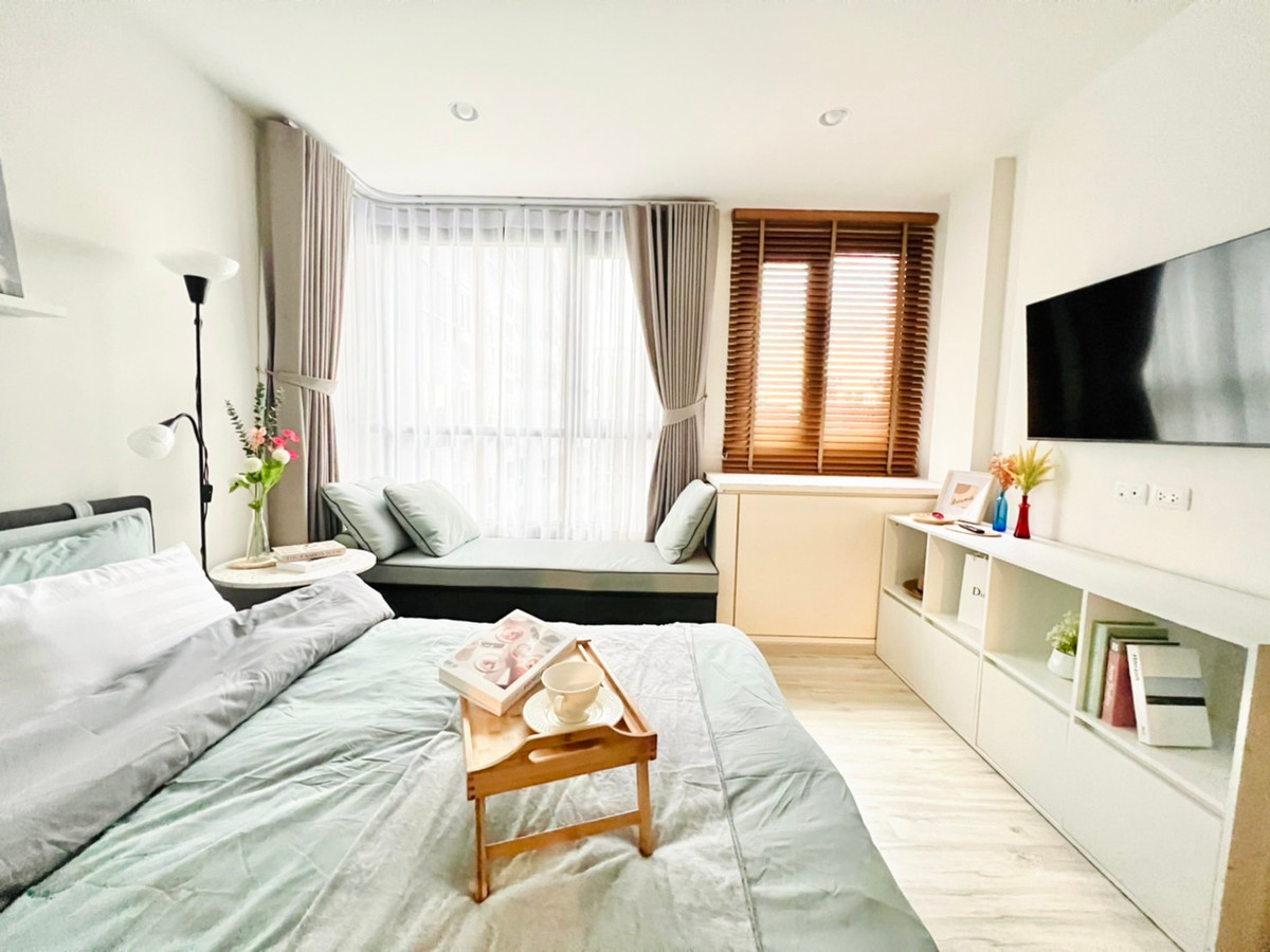 CondoRatchadapisek, Huaikwang, Suttisan : The best value in this area!! For sale/rent Condo XT Huai Khwang, beautiful room, fully furnished, near MRT Huai Khwang 75 meters.