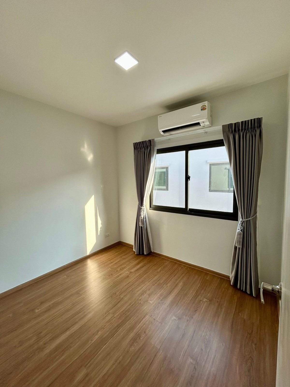 ให้เช่าทาวน์โฮมบางนา แบริ่ง ลาซาล : [ปล่อยเช่า]✨ทาวน์โฮมสไตล์โมเดิร์น ใกล้เมกะ บางนา |   Pleno สุขุมวิท-บางนา 3 | บ้านใหม่เฟอร์นิเจอร์ครบ พร้อมอยู่